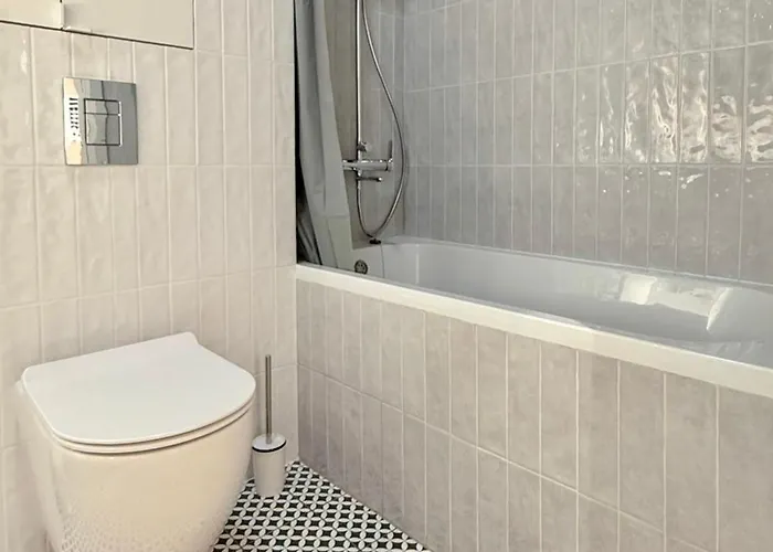 דירה Kulisha Comfort *